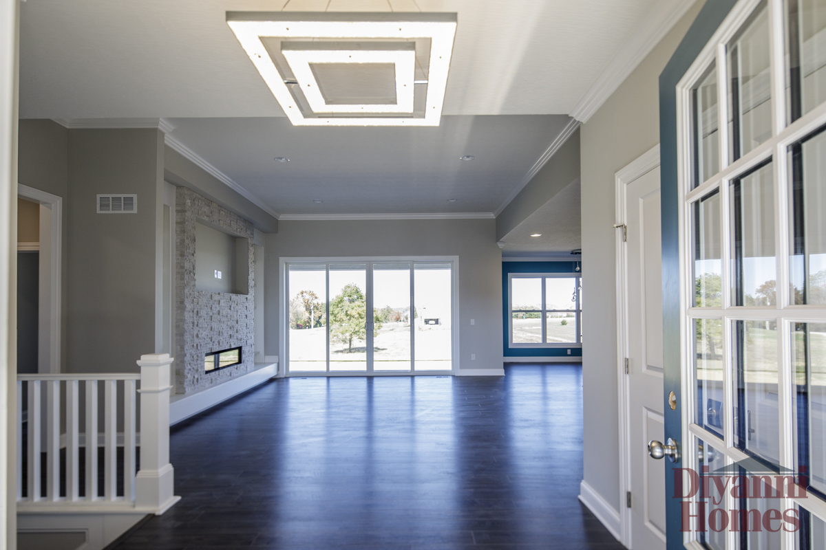 The Verona | Foyer